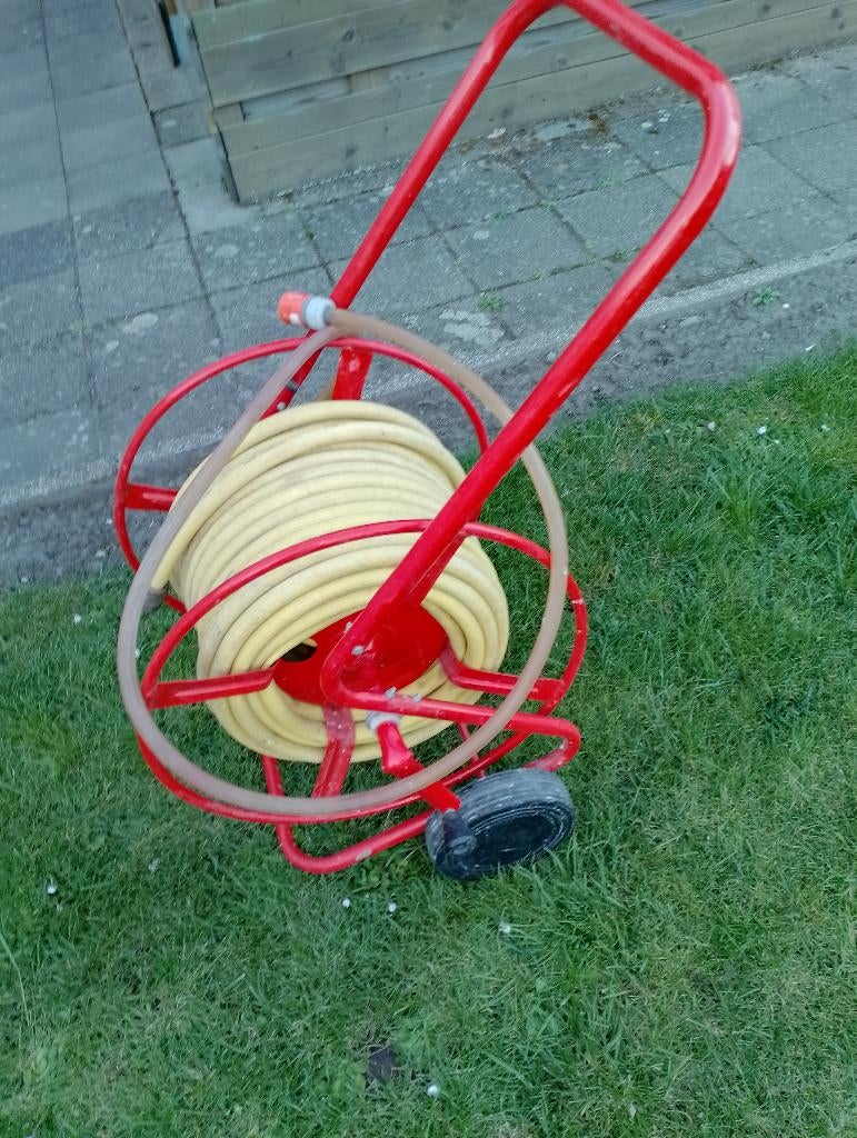 Gardena haspel met toebehoren, Tuin en Terras, Ophalen, Zo goed als nieuw, Tuinslang