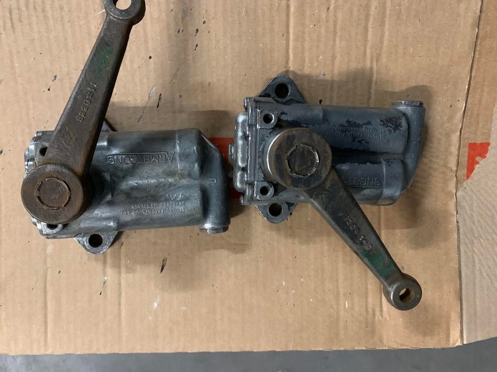 Amortisseurs et amortisseurs MGC MGB, Enlèvement