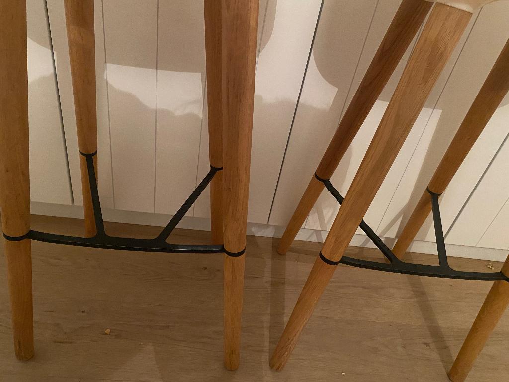 Barkrukken, Bois, 2 tabourets, Comme neuf, Enlèvement