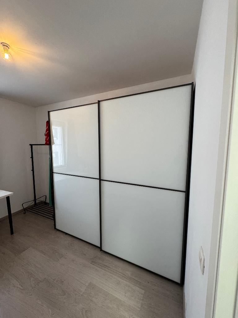 Ruime, stevige houten kleerkast, Ophalen, 200 cm of meer, Zo goed als nieuw, 200 cm of meer