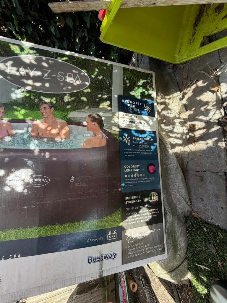 Bestway Lay-Z-Spa Maldives (opblaasbare jacuzzi), Ophalen, Nieuw, Filter, Opblaasbaar