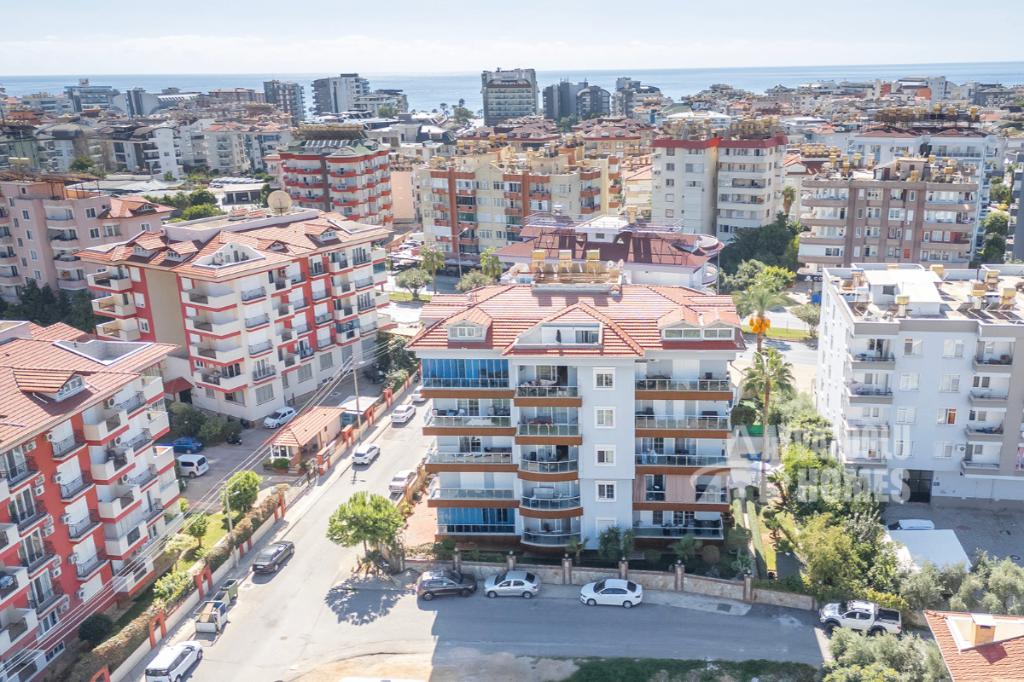 Ruim 1+1 appartement in Oba, Immo, Buitenland, Turkije, Appartement, Stad