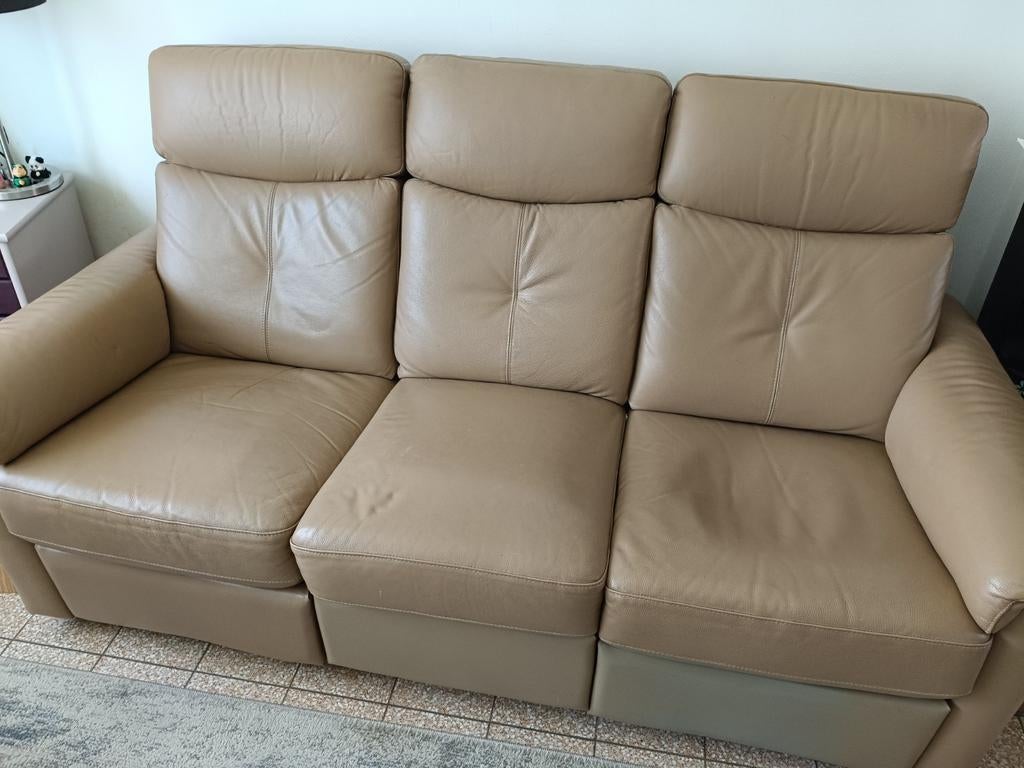 Canapé 3 places cuir. Avec un relax couleur taupe, Ophalen, Leer