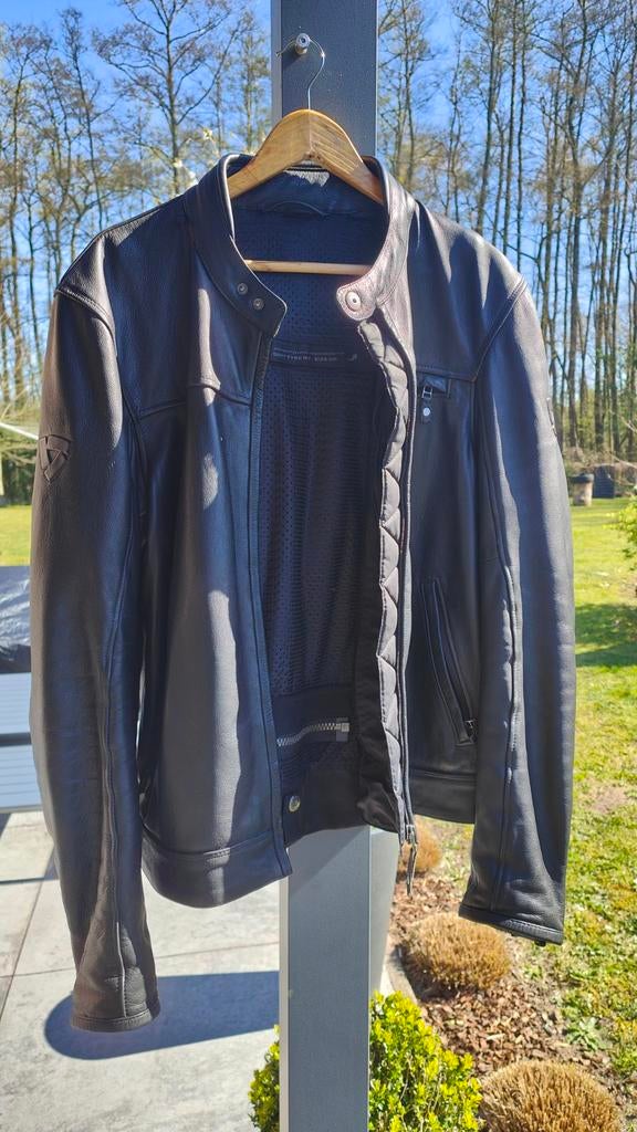Veste moto REVIT cuir.