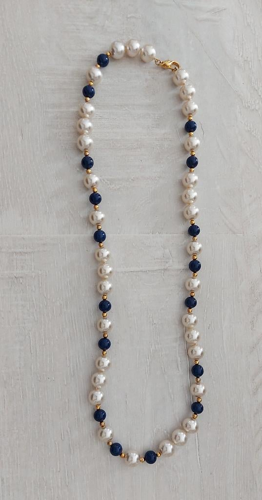 Collier perles-bleu-doré 54cm, Enlèvement, Comme neuf, Bleu
