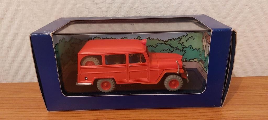 Voiture Hergé Atlas 1/43 'La Jeep des sapeurs-pompiers 1950', Enlèvement, Comme neuf, Voiture, Autres marques