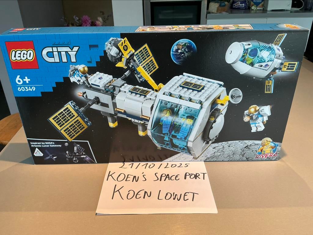 Lego City Space Port 60349 Lunar Space Station, Kinderen en Baby's, Speelgoed | Duplo en Lego, Nieuw, Lego, Complete set, Ophalen of Verzenden