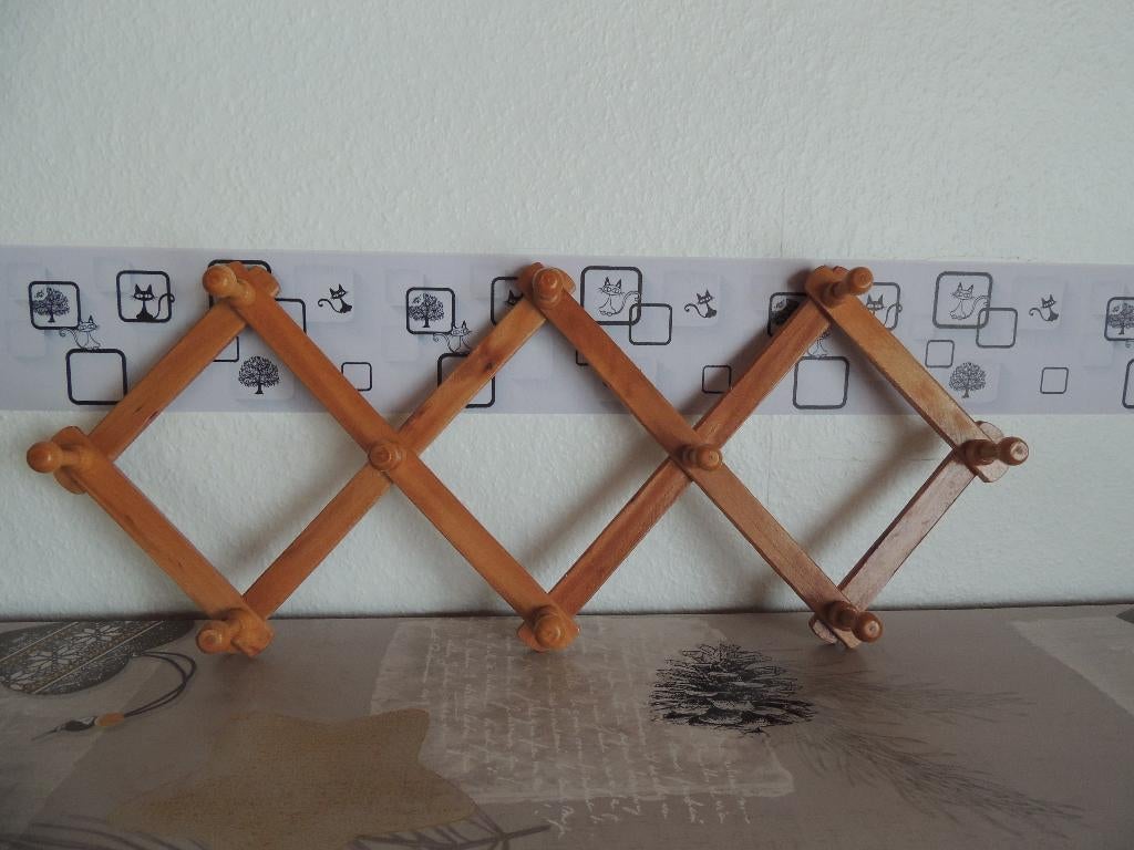 Porte manteaux accordéon en bois, Enlèvement, Bois