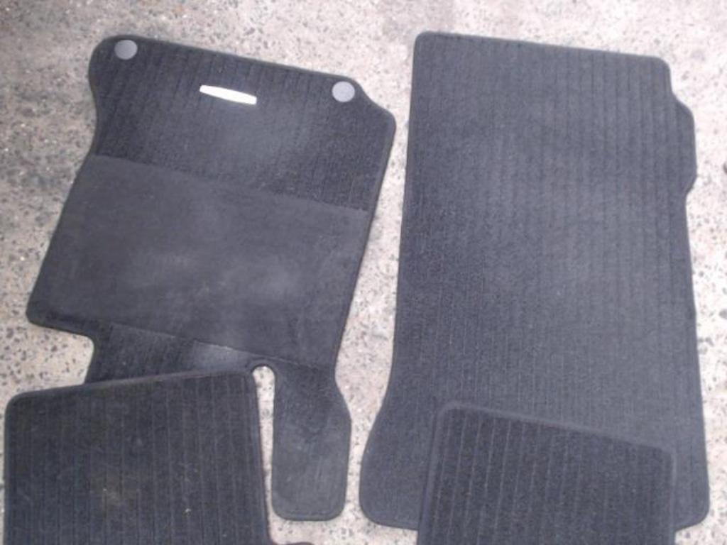 Tapis de sol Mercedes W204 2011-2014 LP/14736, Enlèvement, Utilisé