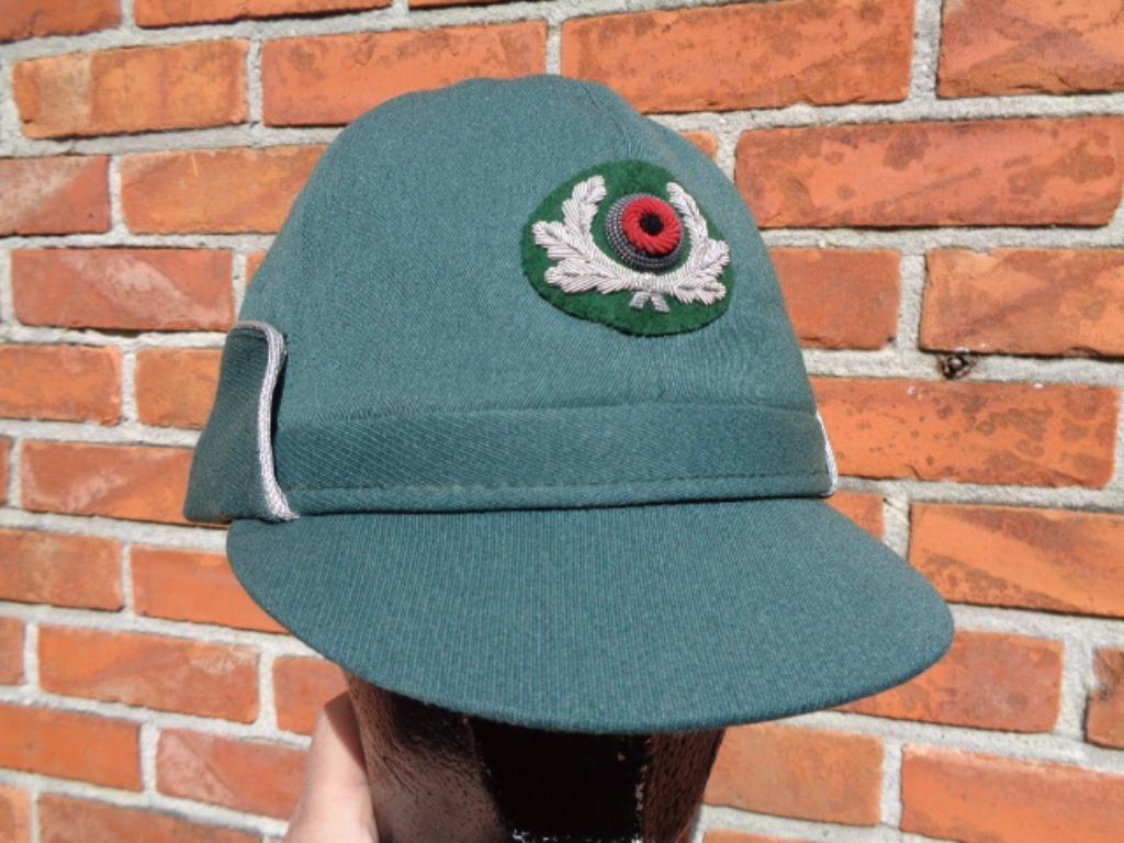 Duitse kepie , hoed , met kokarde.  Model voor vrouw ?, Ophalen of Verzenden, Overige soorten, Helm of Baret