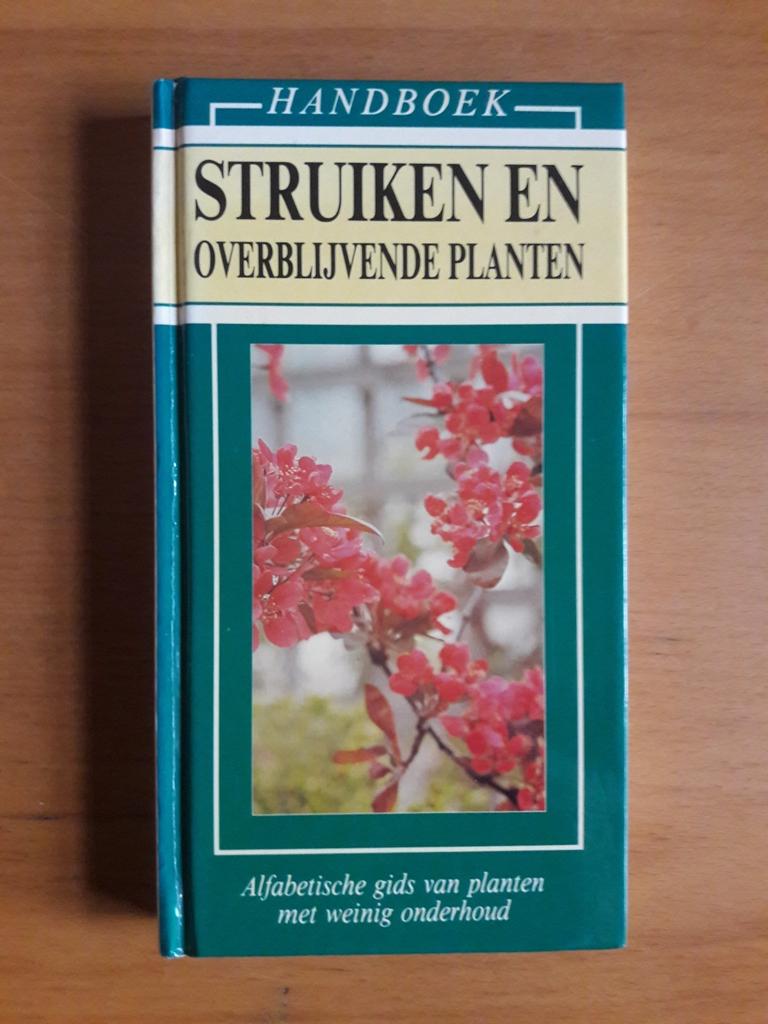 F. Stewart - Handboek struiken en overblijvende planten, Ophalen of Verzenden, Zo goed als nieuw, F. Stewart