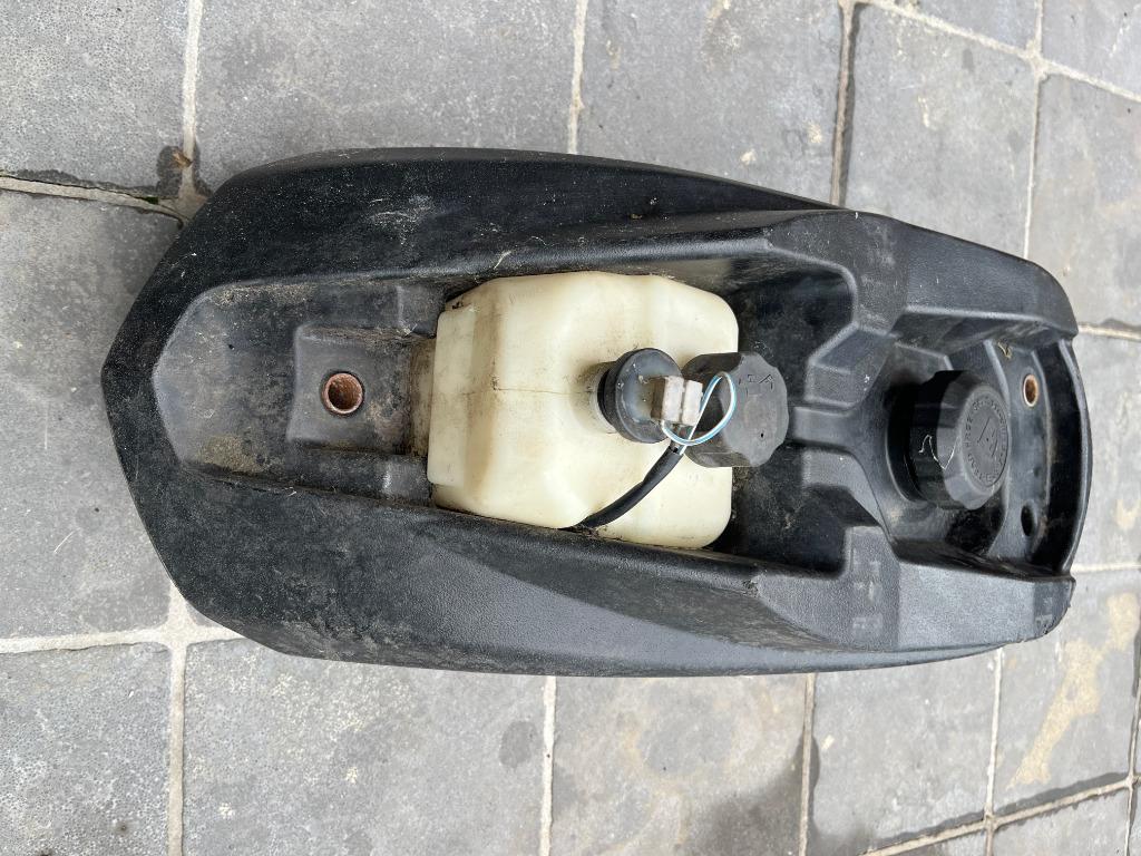 RESERVOIR ESSENCE HUILE SCOOTER PEUGEOT LUDIX, Vélos & Vélomoteurs, Enlèvement ou Envoi, Peugeot