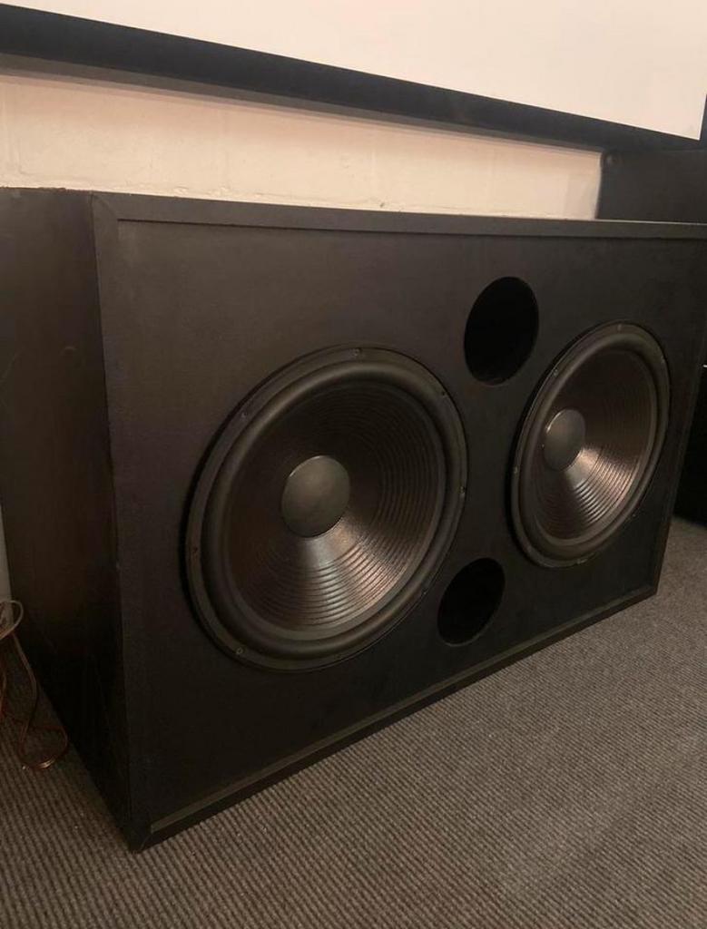 Kcs cinema sub 2x15 inch, Audio, Tv en Foto, Luidsprekerboxen, Zo goed als nieuw, Subwoofer, 120 watt of meer, Overige merken