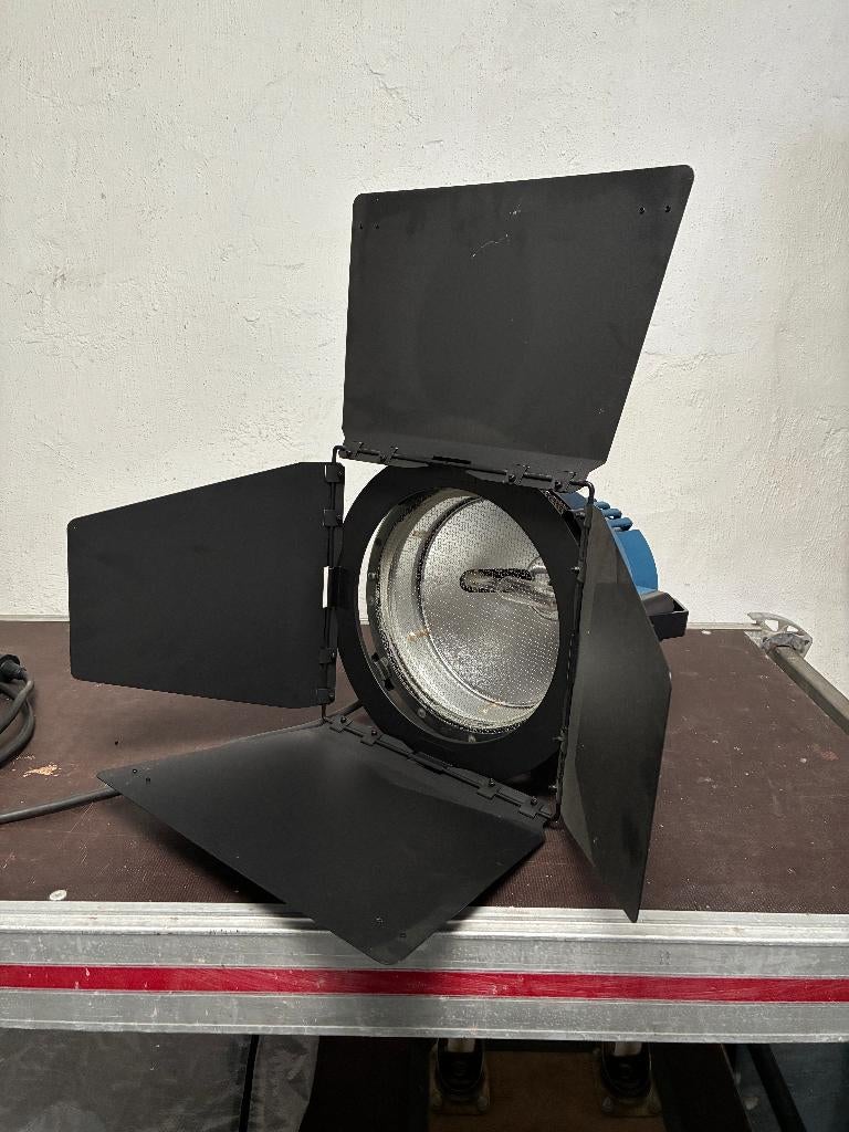 ARRI Arrilite 2000, Audio, Tv en Foto, Professionele apparaten, Zo goed als nieuw, Video, Ophalen of Verzenden