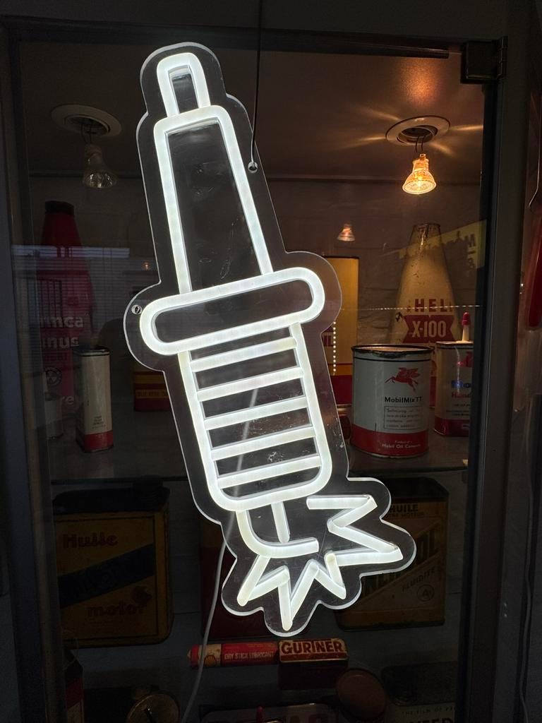 Bougie NeoN reclame verlichting, Verzamelen, Ophalen of Verzenden, Zo goed als nieuw, Lichtbak of (neon) lamp