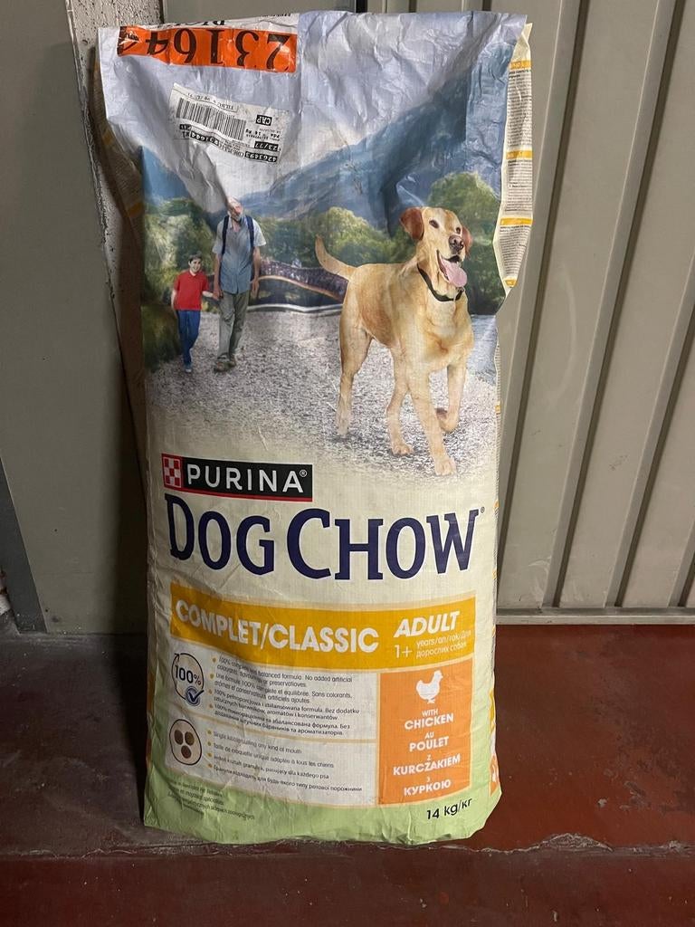 14 kg croquettes chien adulte +1, Enlèvement