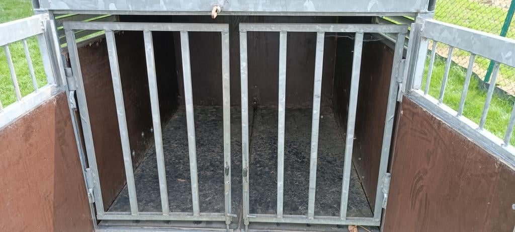 Honden remork, Ophalen, Zo goed als nieuw