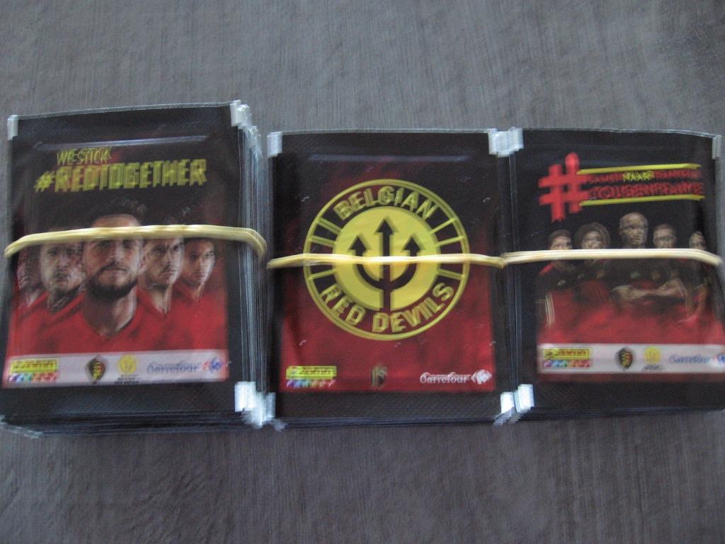 lot de 98 paquets d'autocollants pour panini BELGIAN RED DEV, Collections, Enlèvement ou Envoi, Neuf, Affiche, Image ou Autocollant