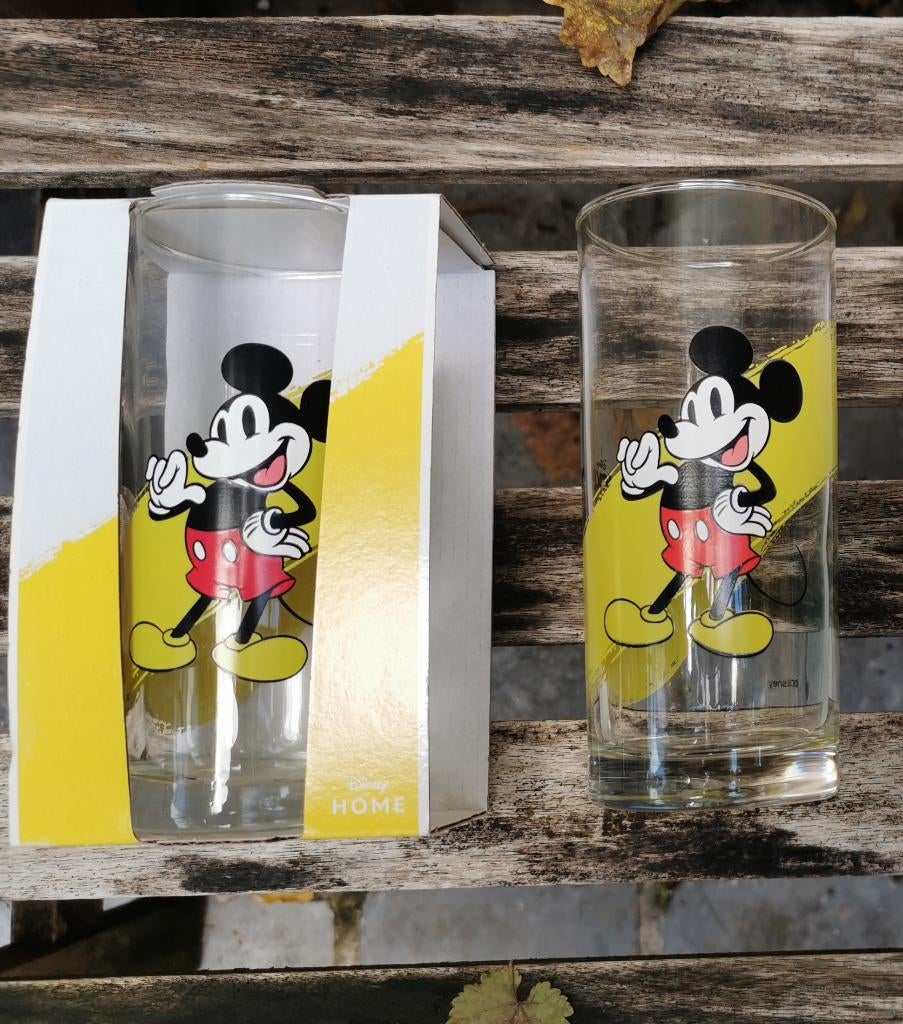 Glas Mickey - Mickey and friends prijs/glas Disney, Maison & Meubles, Cuisine | Vaisselle, Neuf, Verre ou Verres, Verre, Enlèvement ou Envoi