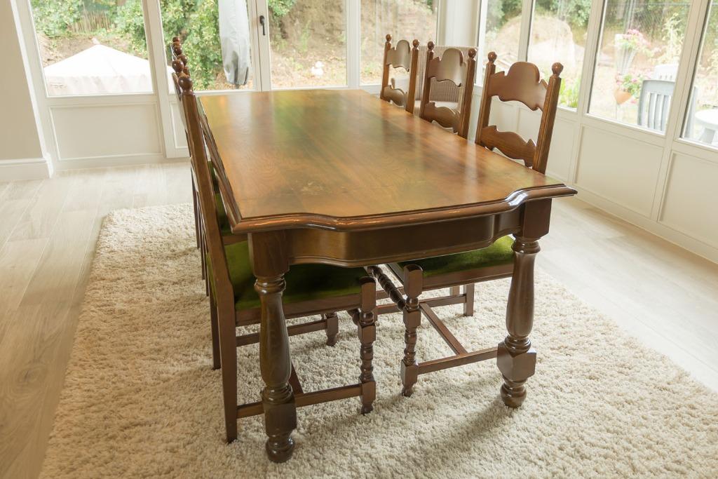 Massieve tafel en stoelen in kerselaar, Huis en Inrichting, Tafels | Eettafels, Ophalen, Gebruikt, Klassiek, 50 tot 100 cm