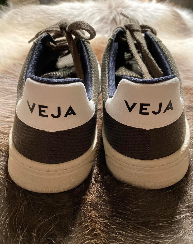 Veja man maat 41, Kleding | Heren, Schoenen, Overige kleuren, Ophalen of Verzenden, Zo goed als nieuw, Sneakers