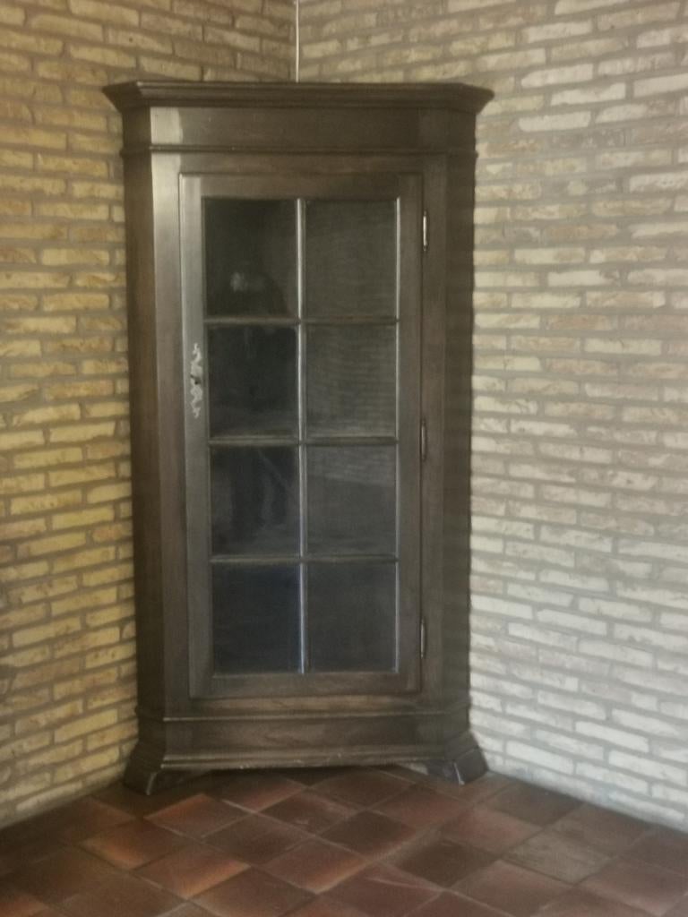Antieke hoekkast, Huis en Inrichting, Kasten | Vitrinekasten, Ophalen