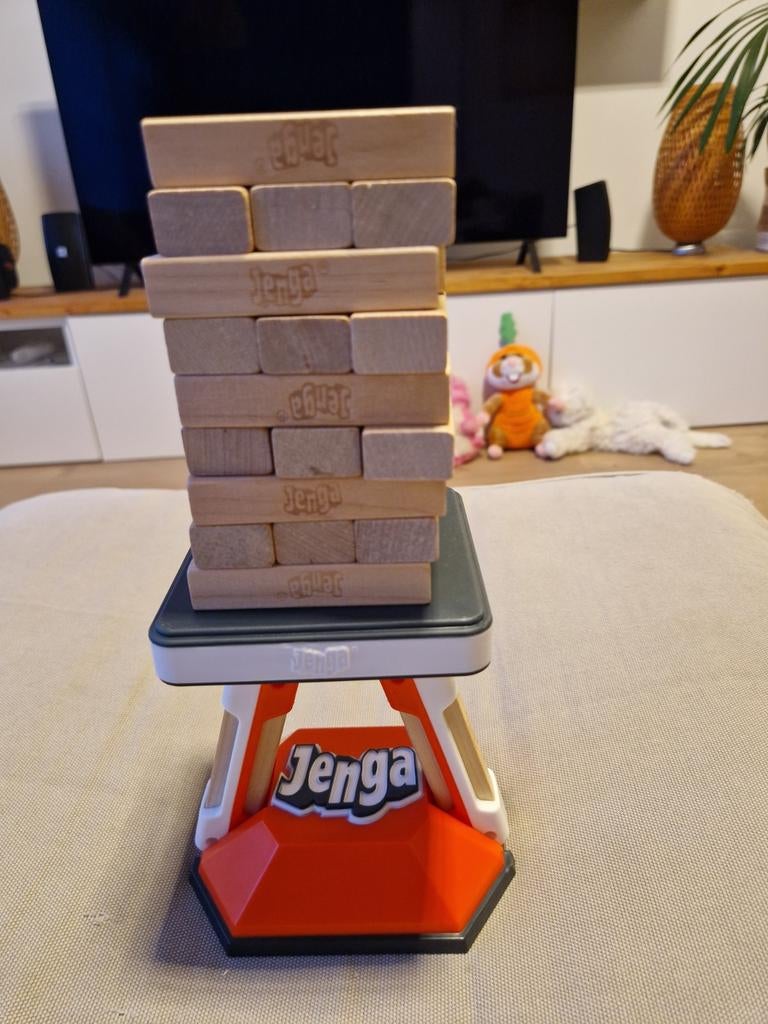 Jenga Pass Challenge, Ophalen