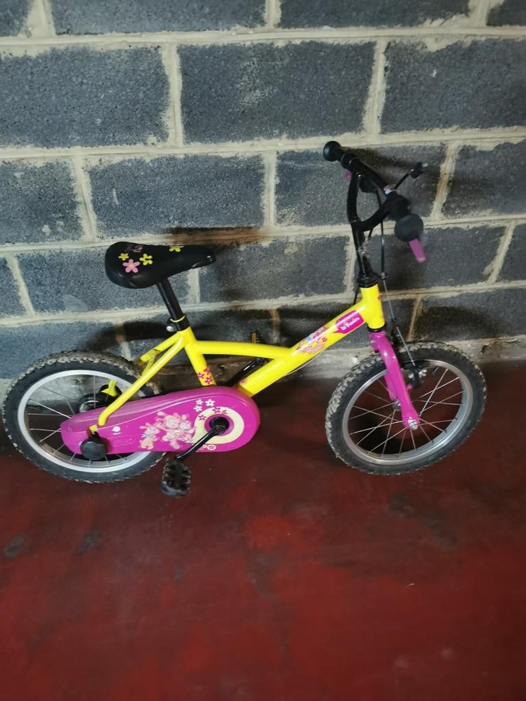 Vélo fille 6-8 ans bitwen, Vélos & Vélomoteurs, Enlèvement ou Envoi, Comme neuf