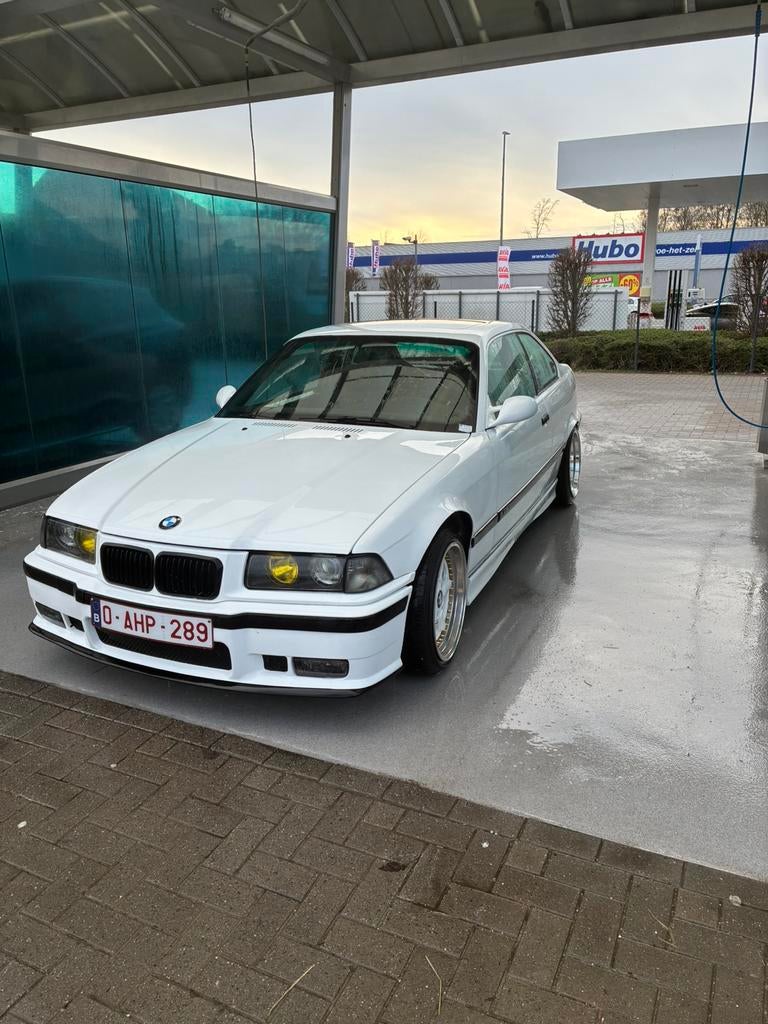 Bmw E36 325i stroker, Auto's, BMW, Achterwielaandrijving, Leder, Handgeschakeld, Particulier