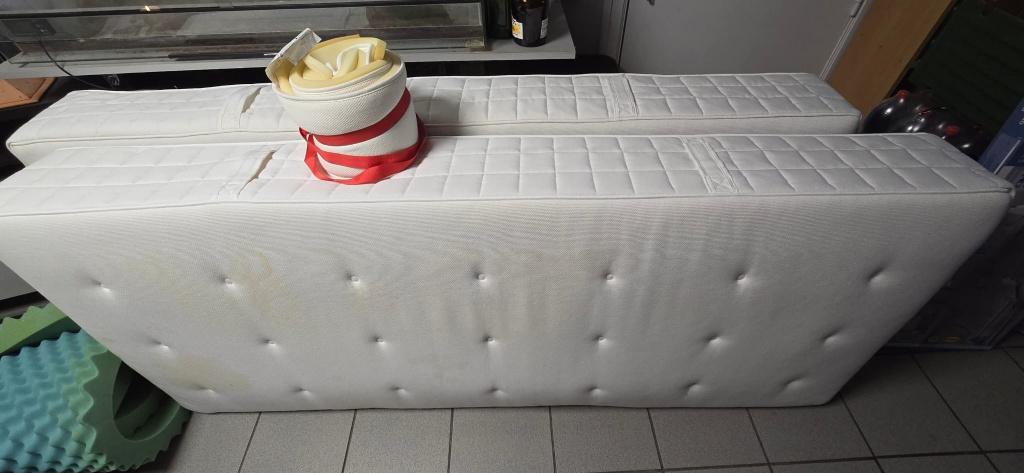 2 matelas Ikea 200x80 Épaisseur 23cm, Matelas, 200 cm, Une personne, Comme neuf