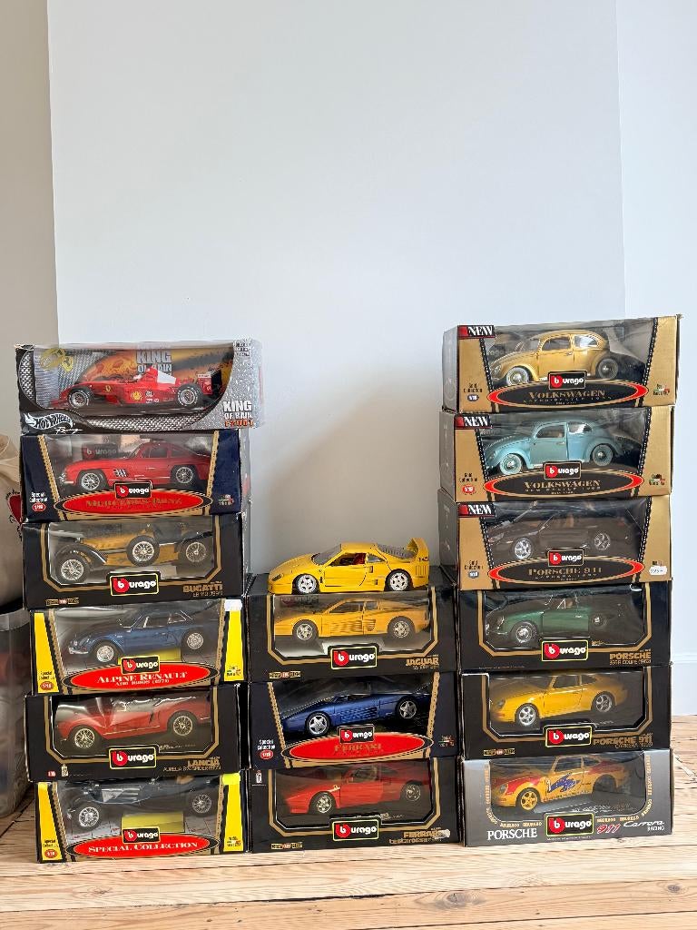 Modelauto's Bburago 1:18 Te Koop - Heel Goede Staat, Ophalen, Zo goed als nieuw, Auto, Burago