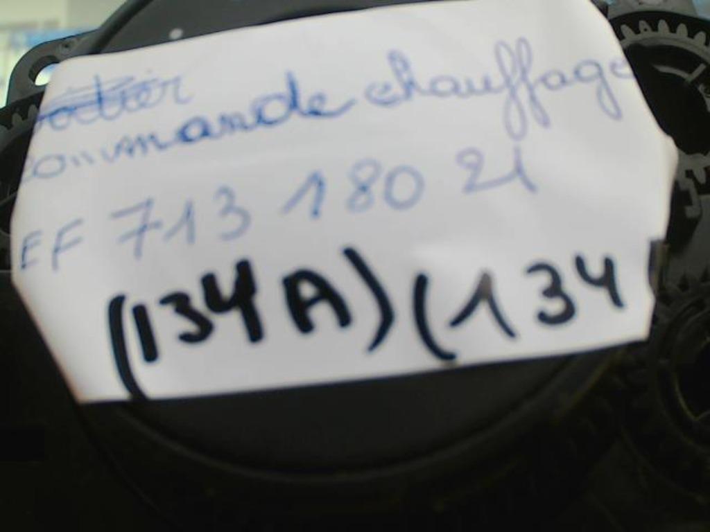 Commande de chauffage Ford Fiesta VI 8A61-19980-AE (134A), Enlèvement ou Envoi, Utilisé, Ford