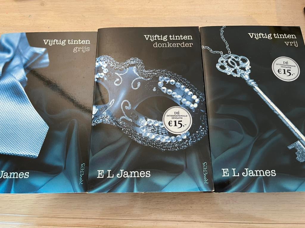 E.L. James - Vijftig tinten grijs, Ophalen, E.L. James, Amerika