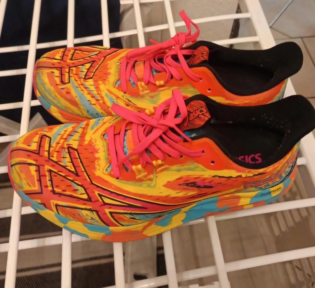 Loopschoenen asics noosa maat 44, Ophalen