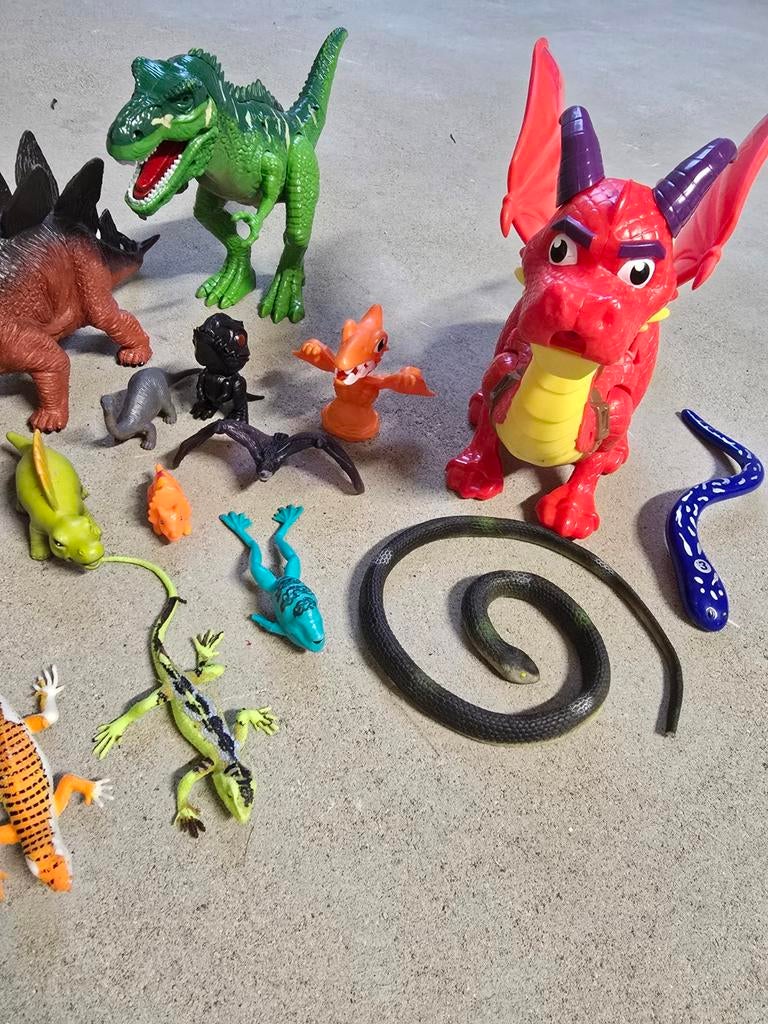 Dino & Draken set, Kinderen en Baby's, Speelgoed | Actiefiguren, Ophalen, Gebruikt