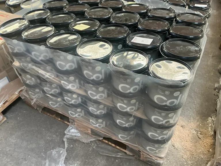 Lot de 300 L de peinture pour bois 15 ans Acrylique Blanc, Bricolage & Construction, Peinture, Vernis & Laque, Neuf, Enlèvement ou Envoi