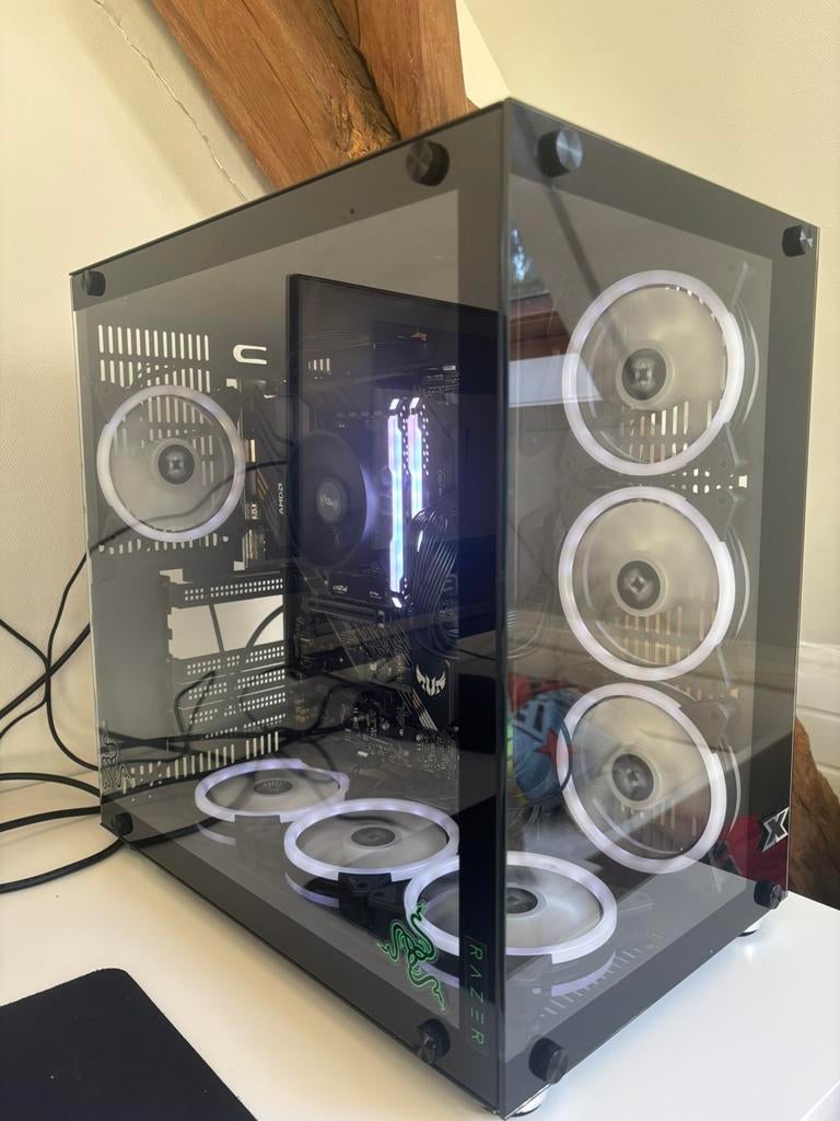 gaming-setup: gaming-pc, 180 Hz-scherm, toetsenbord, muis, Computers en Software, Ophalen, Met monitor, Zo goed als nieuw, Gaming