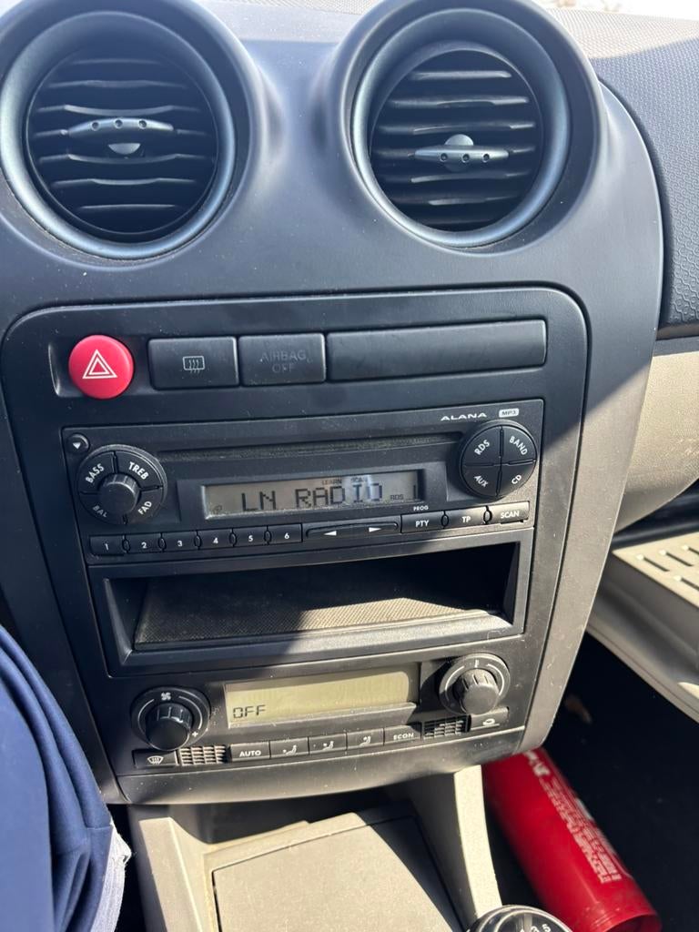 Autoradio Alana d’ origine Seat Ibiza 6L (2008), Auto diversen, Autoradio's, Ophalen