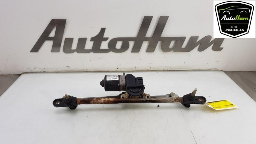 MOTEUR + TRINGLERIE ESSUIE GLACE AVANT Fiat Panda (169), Utilisé, Fiat