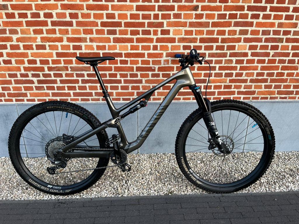 Canyon Neuron CF7 maat L (2025), Fietsen en Brommers, Ophalen, Zo goed als nieuw