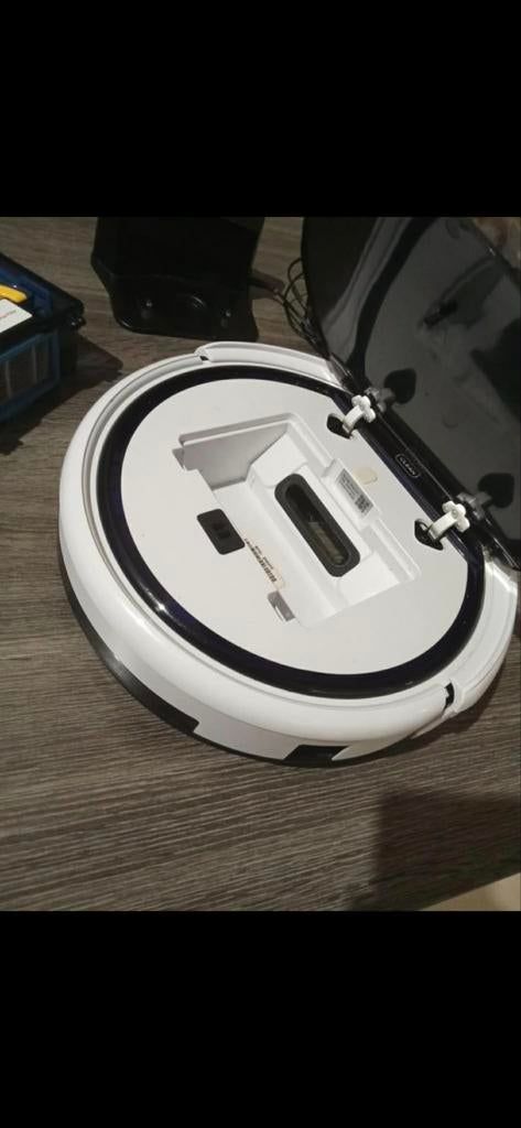 Robot ZACO V5 max, Enlèvement, Aspirateur