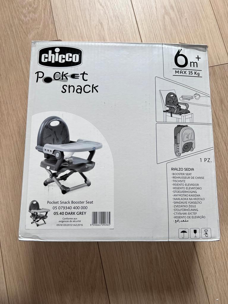 Rehausseur chaise de table bébé Chicco, Enfants & Bébés, Enlèvement, Comme neuf, Chaise de table, Ceinture(s)