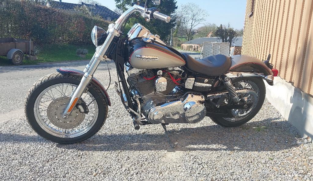 Harley Davidson Dyna Superglide 2009, Motoren, Motoren | Harley-Davidson, 2 cilinders, Motorrijbewijs A, Particulier, Meer dan 35 kW