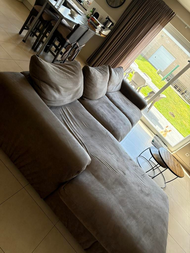 Ruime mooie hoeksalon, Huis en Inrichting, Ophalen, Zo goed als nieuw