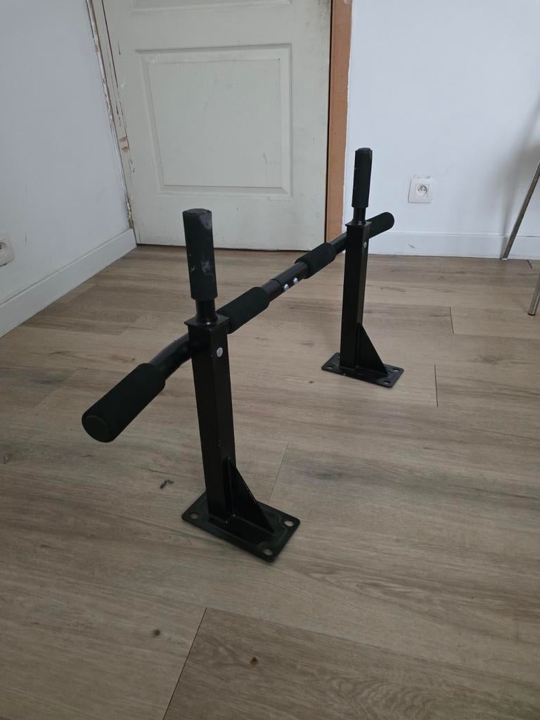 BARRE TRACTION + STATION DIPS, Enlèvement, Utilisé, Pectoraux, Barre de traction