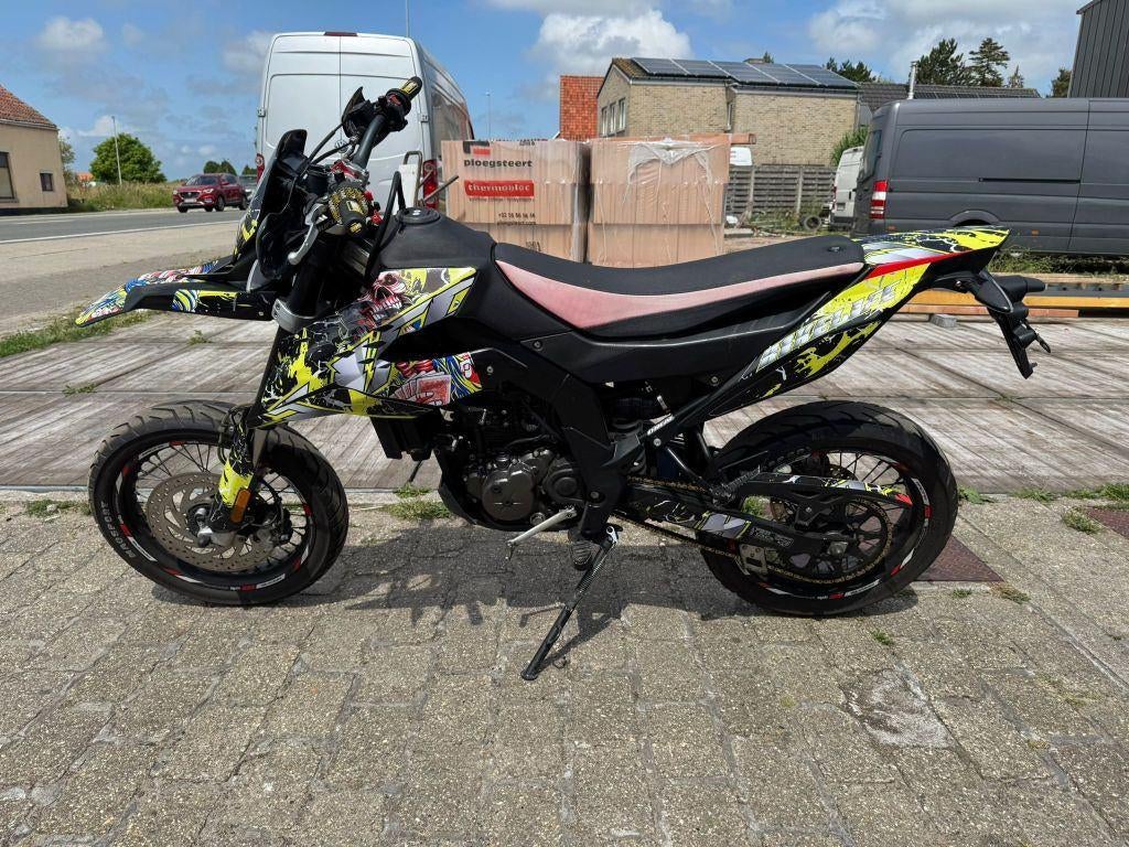 Aprilia	SX125, Entreprise, 125 cm³, Jusqu'à 11 kW