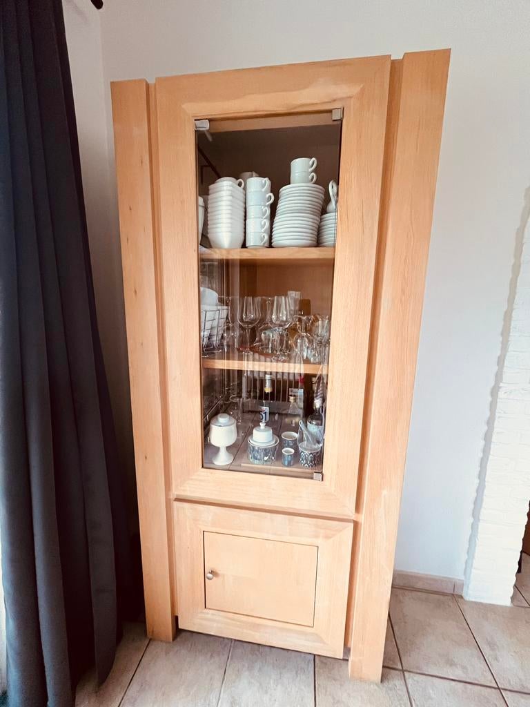 Hoge licht eiken vitrinekast, Huis en Inrichting, Kasten | Vitrinekasten, Ophalen, Met plank(en), Gebruikt, Modern, landelijk