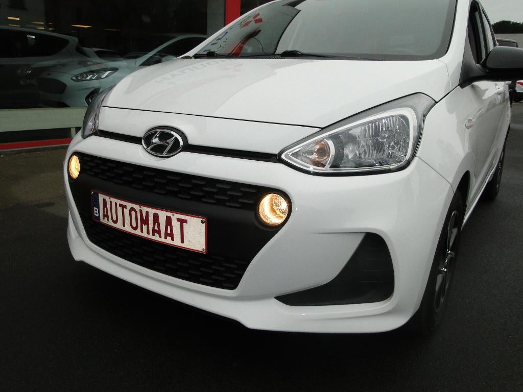 hyundai i10 automaat navi, Auto's, Hyundai, Stof, Bedrijf, 5 zetels, 5 deurs