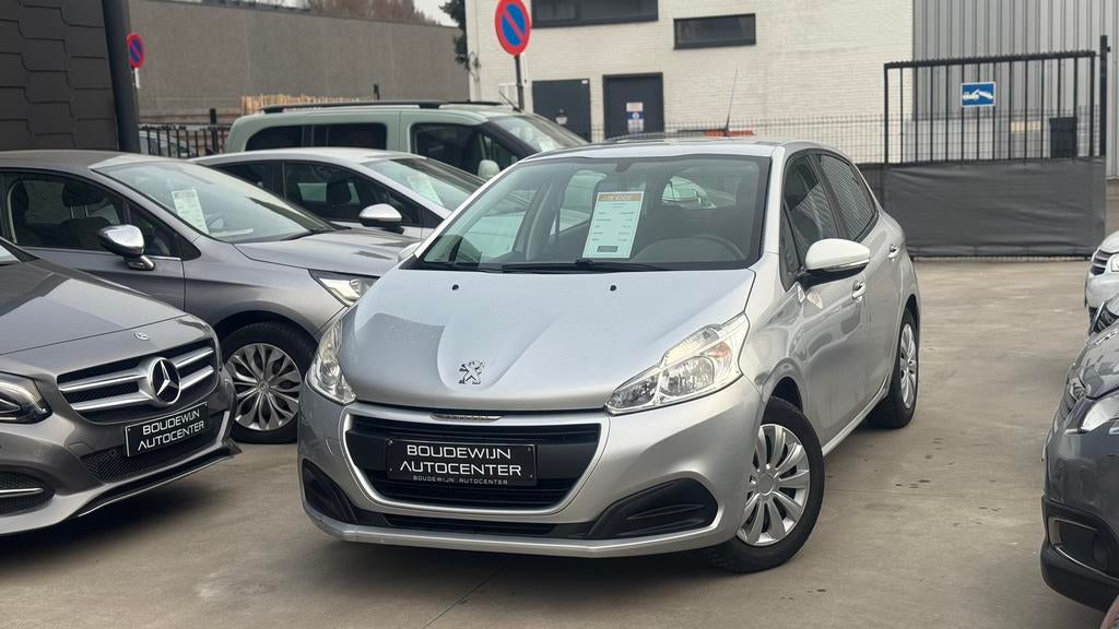 Peugeot 208 2018 106.xxxkm 1.2Benzine Topstaat Garantie, Autos, Argent ou Gris, Achat, Entreprise, Noir