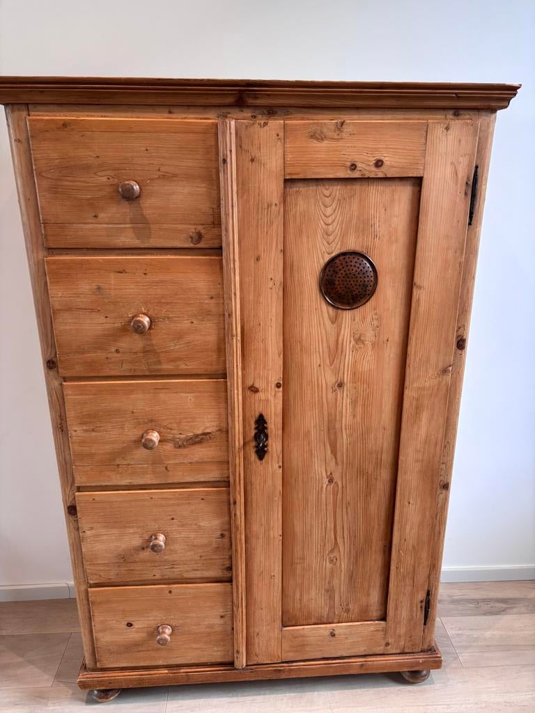 Meuble garde manger en pin du 19eme, Enlèvement